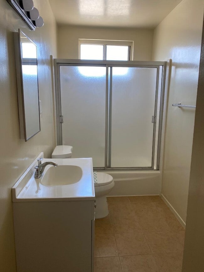 bathroom - 4534 W 173rd St Unit 4