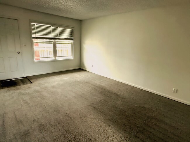 Photo - Welcome Home! Unidad 333 NW 8th Ave