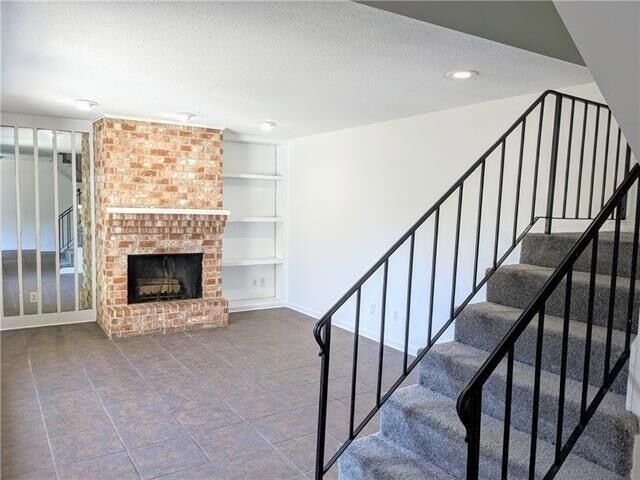 Photo - 850 Asheville Dr