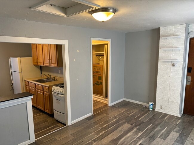 Photo - 619 Copeland St Unit Apt 2 Studio