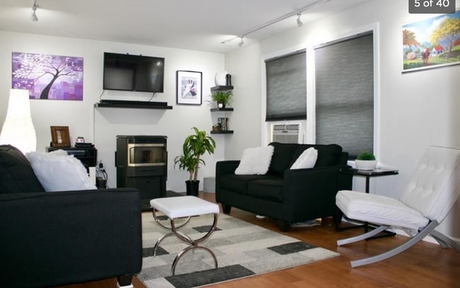 Photo - 1146 Stafford Rd