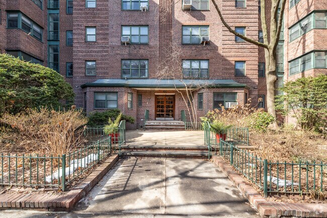 Photo - Dunolly Gardens