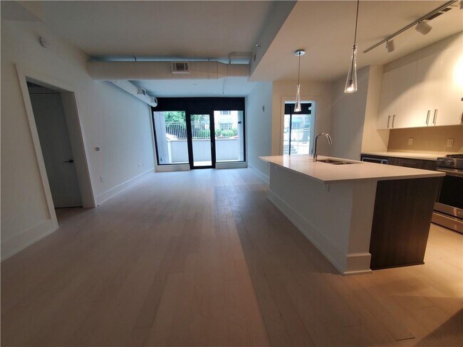 Photo - 775 Juniper St NE Unidad 115