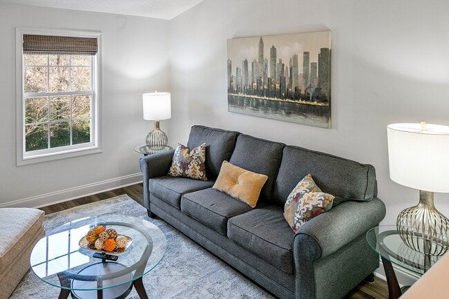 Photo - 3721 Willow Falls Way Unidad Classic Knox