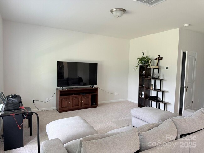 Photo - 6135 Moonview Ct Casa