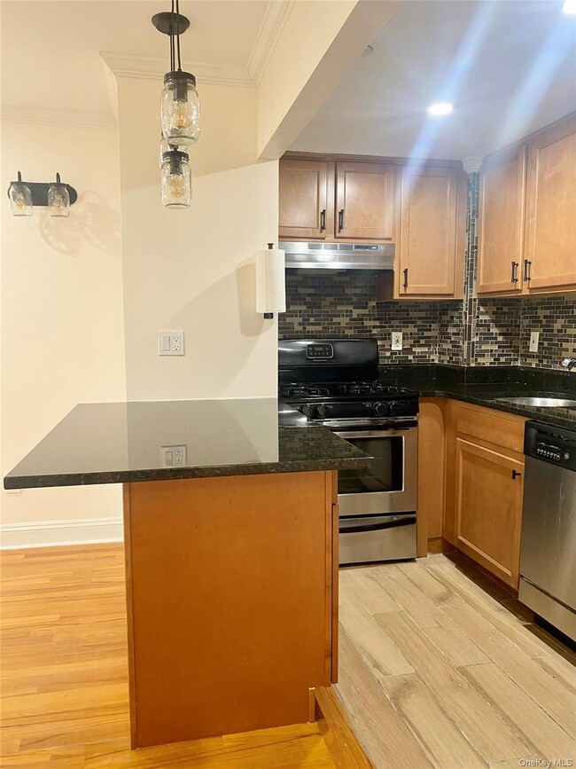 Photo - 14-43 28th Ave Unit 3D