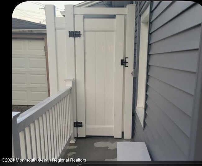 Photo - 802 A St