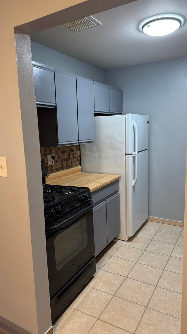 Photo - 9970 S 84th Ter Unit 33-216