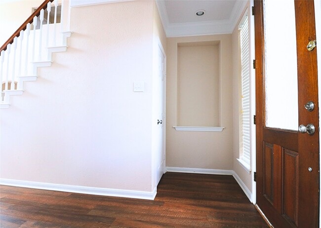 Photo - 8607 Saratoga Dr