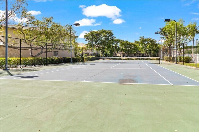 Photo - 1969 Freeport Dr