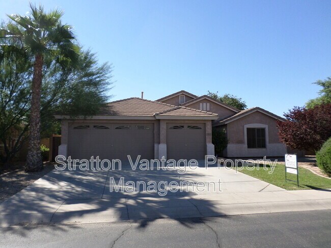 Building Photo - 1123 E Devon Dr
