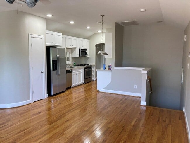 Photo - 5941 S Loop E Unit 705