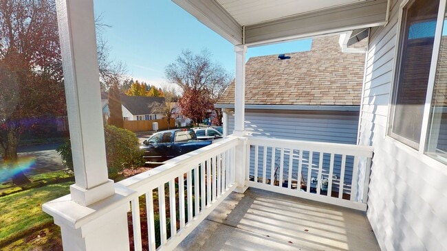 Photo - Single Level Family Friendly Home in Sandy. Fenced Backyard Pets Welcome