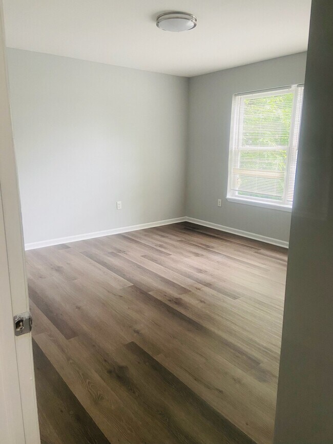 49-51-51 Rosa Parks Blvd Unit 1