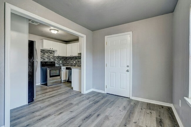Photo - Prime Location! 2BR/1BA with Flex Room Hom...