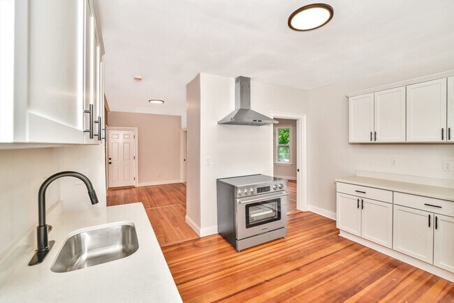 1420 River St Unit 2