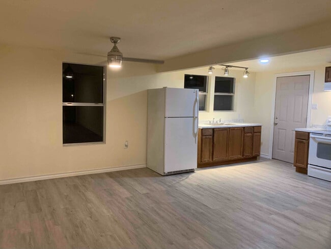 160 Lavaca St