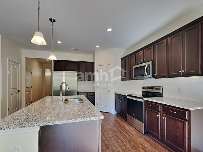 Photo - 816 Mary Beth Ct