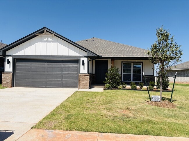 Building Photo - 18221 Austin Ct