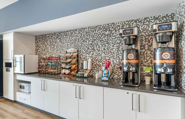 Photo - Furnished Studio-Fredericksburg