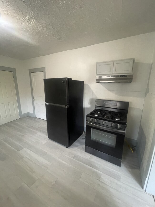 Photo - 1848 Cordova Ave