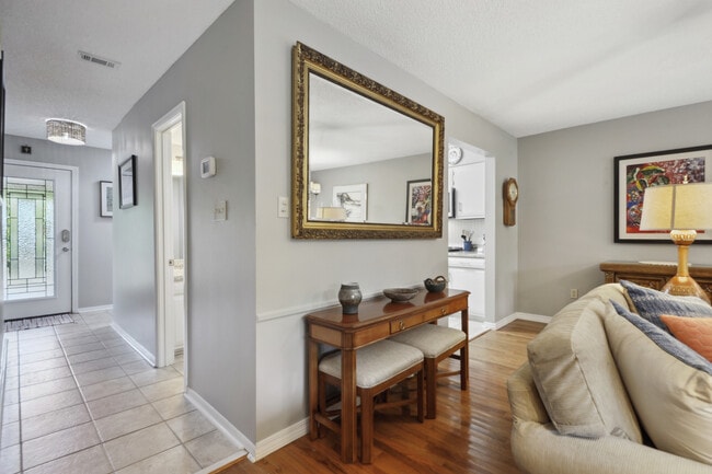 Photo - 250 Highpoint Dr