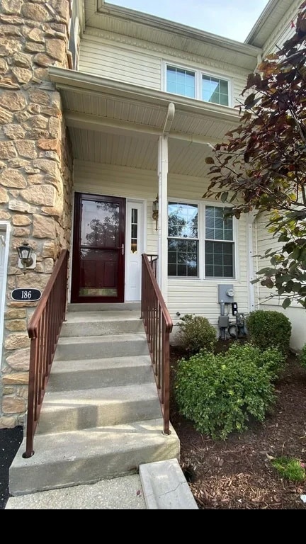 Photo - 186 Birchwood Dr