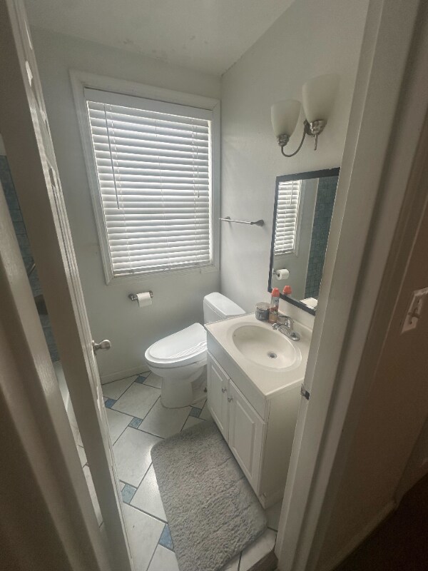 Photo - 2301 Iverson St