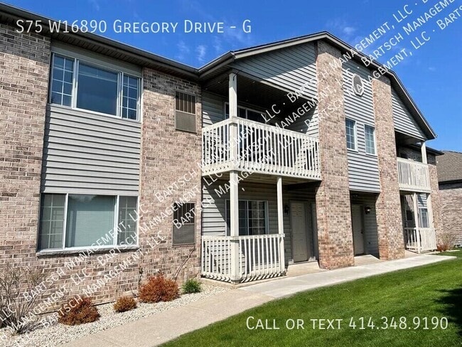 Building Photo - S75W16890-W16890 Gregory Dr Unit G