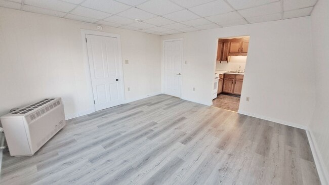 Photo - 46-50 W Middle Unit Apt. 3