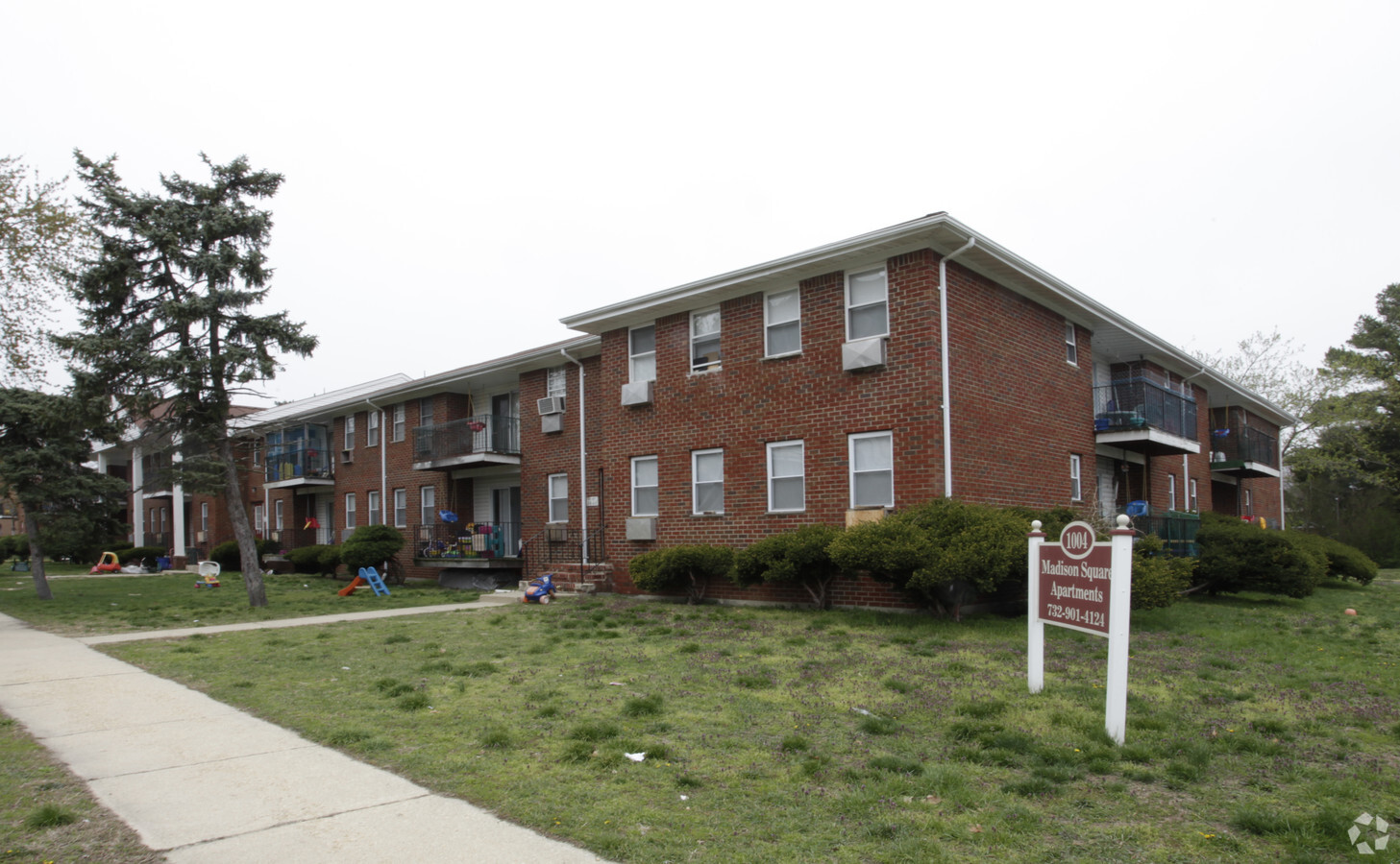 Photo - Madison Square Apartments