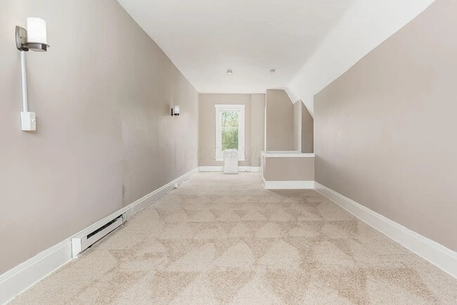 Building Photo - 440 S Ohio Ave