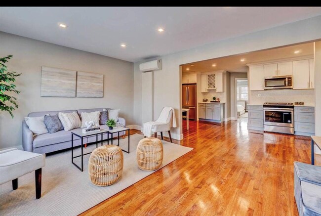 Photo - 43 Alan Terrace Unit 2