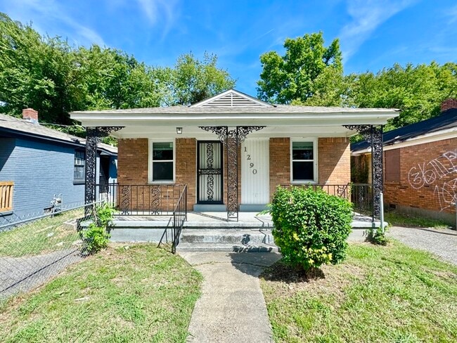 Building Photo - 1290 N McNeil St Rental