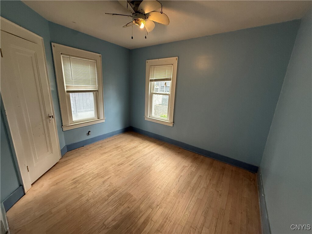 Photo - 1200 N Glencove Rd