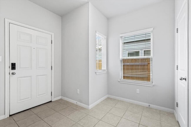 Photo - 243 Driftwood Ln