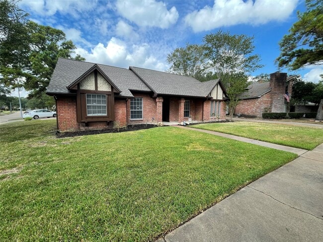 Building Photo - 8403 Windy Cove Ct