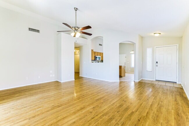 Photo - 1051 N San Benito Dr