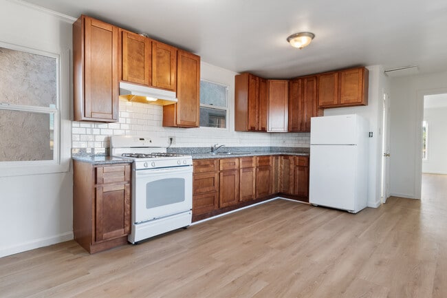 Photo - 1436 23rd St Unit B