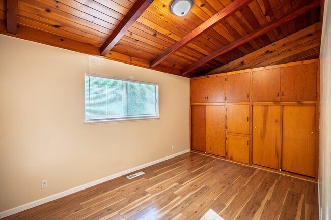 Photo - 951 Shaws Flat Rd