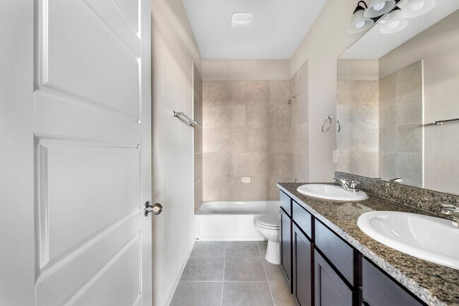 Photo - 3 Bedroom, 2 Bath Duplex in Georgetown