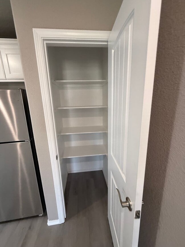 Photo - 1906 North St