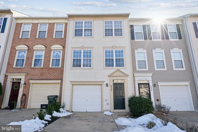 Photo - 6224 Les Dorson Ln Townhome