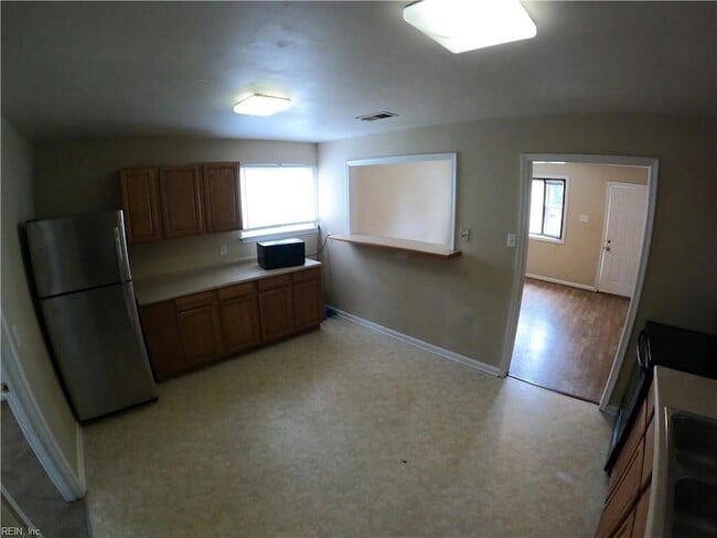 Photo - 1410 W 39th St