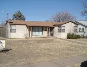Building Photo - "Charming 2-Bedroom Home in Lubbock with Spacious 1318 Sq Ft Layout!"