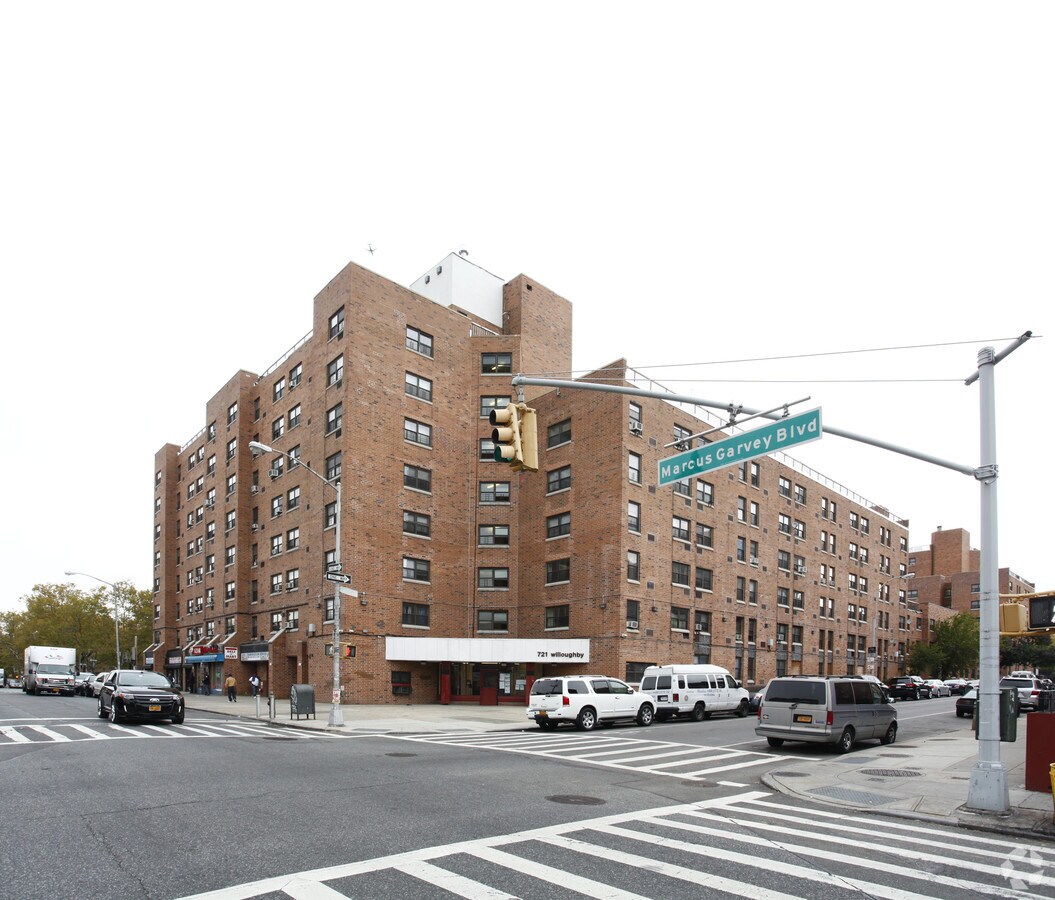 Photo - Willoughby Court Apartments