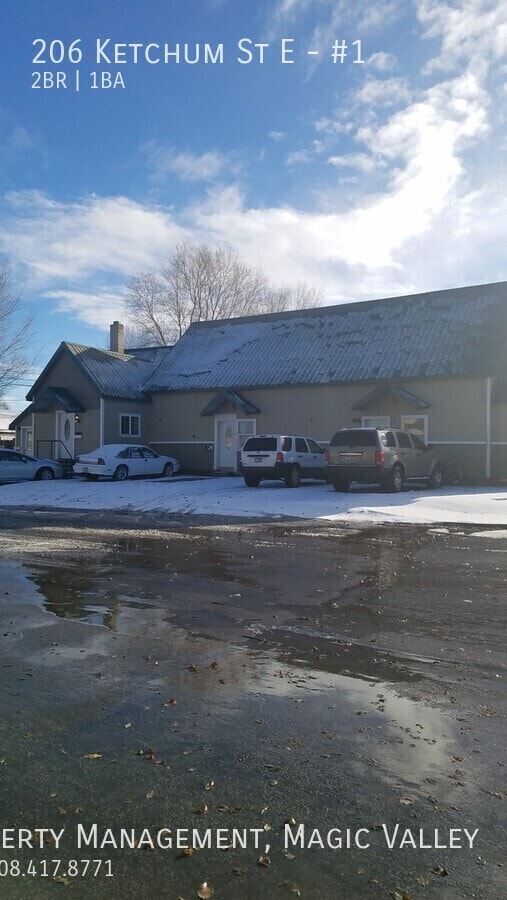 Building Photo - 206 Ketchum St E Unit #1