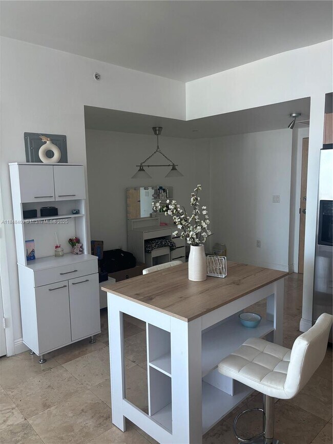 Photo - 350 S Miami Ave Unidad 2509