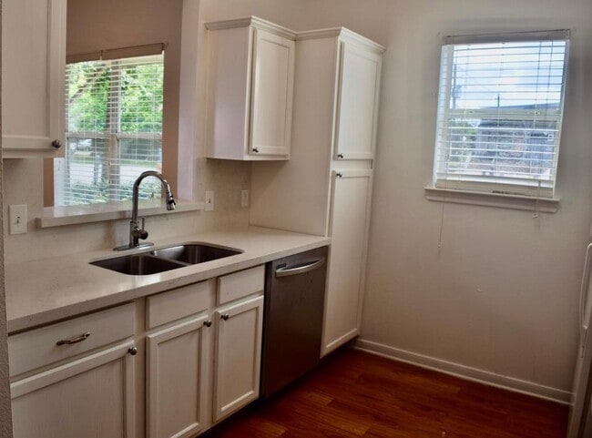 Photo - 2302 Colorado St