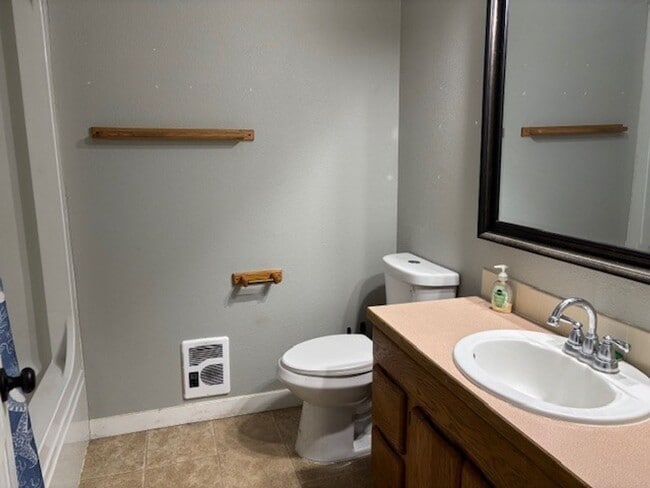 Photo - 10422 A St S Unit Bedroom 2